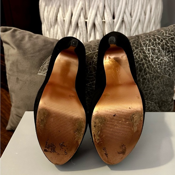 BCBG Suede Heels - Picture 5 of 5